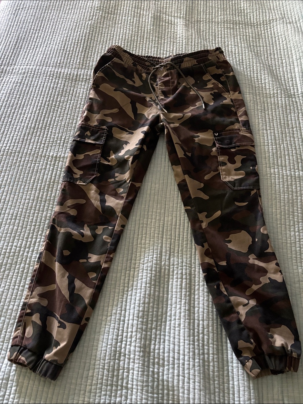 True Religion Camo Elastic Waist Cargo Pants - Olive/Brown